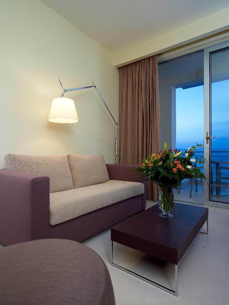 El Greco Hotel Ierapetra  Bagian luar foto